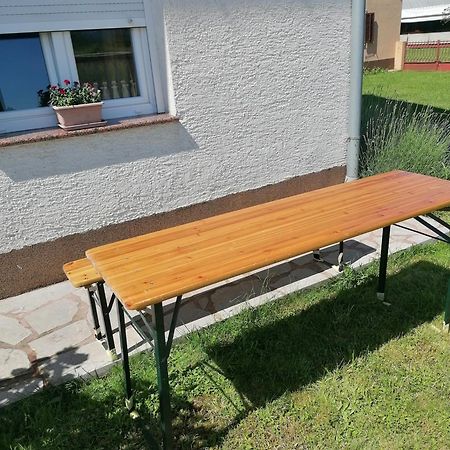 Apartamento Domus Nostra Lovinac  Exterior foto