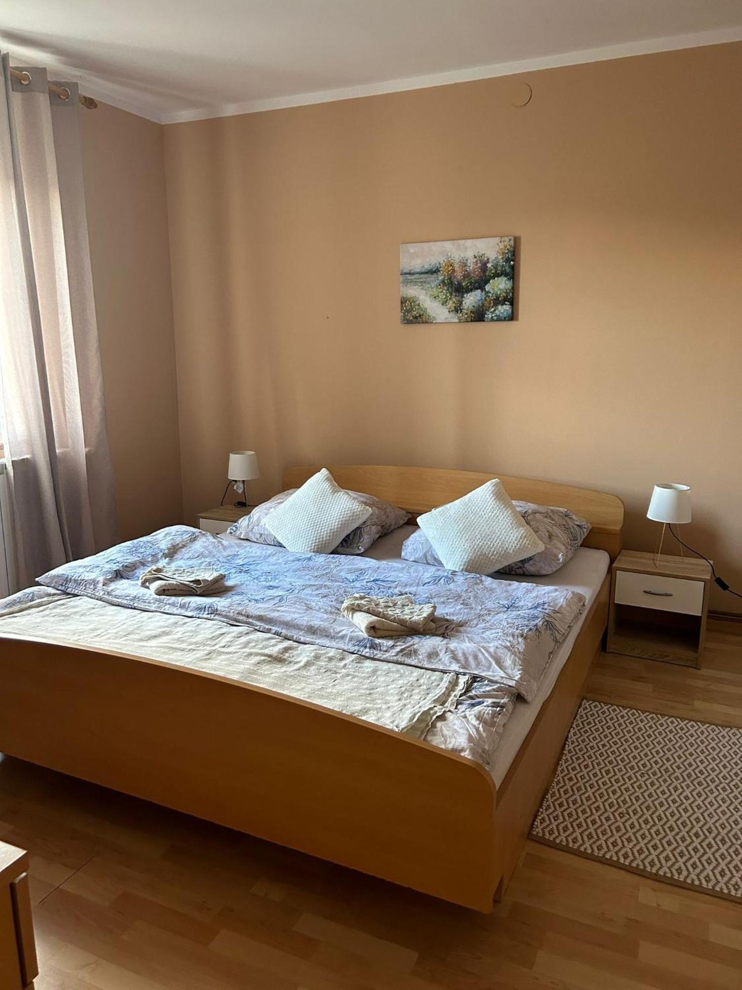 Apartamento Domus Nostra Lovinac  Exterior foto